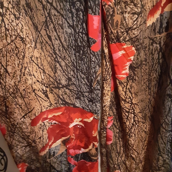 Palazzo Distressed Floral Pants - Picture 6 of 7